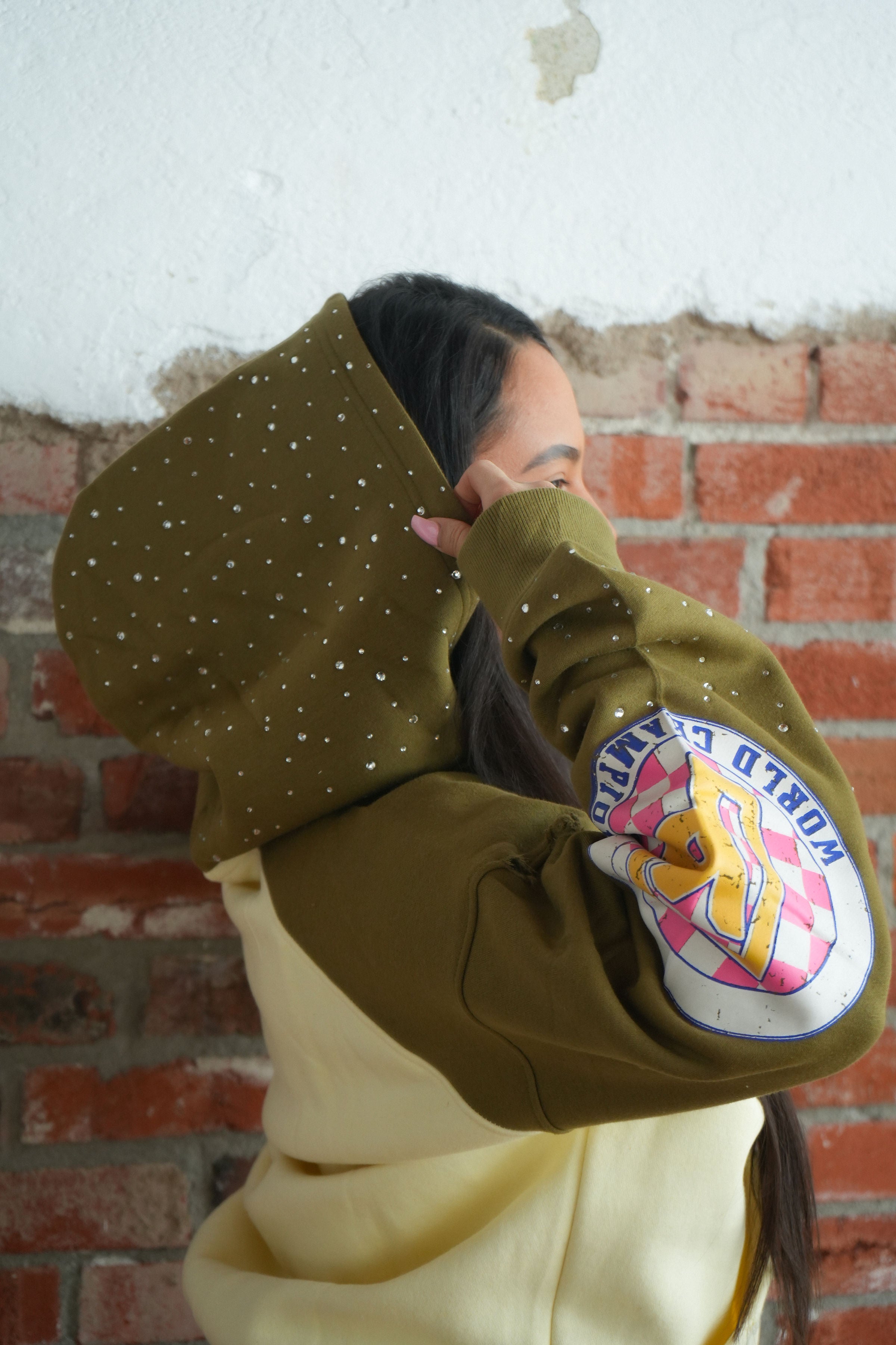 Visuals Champions Zip Up