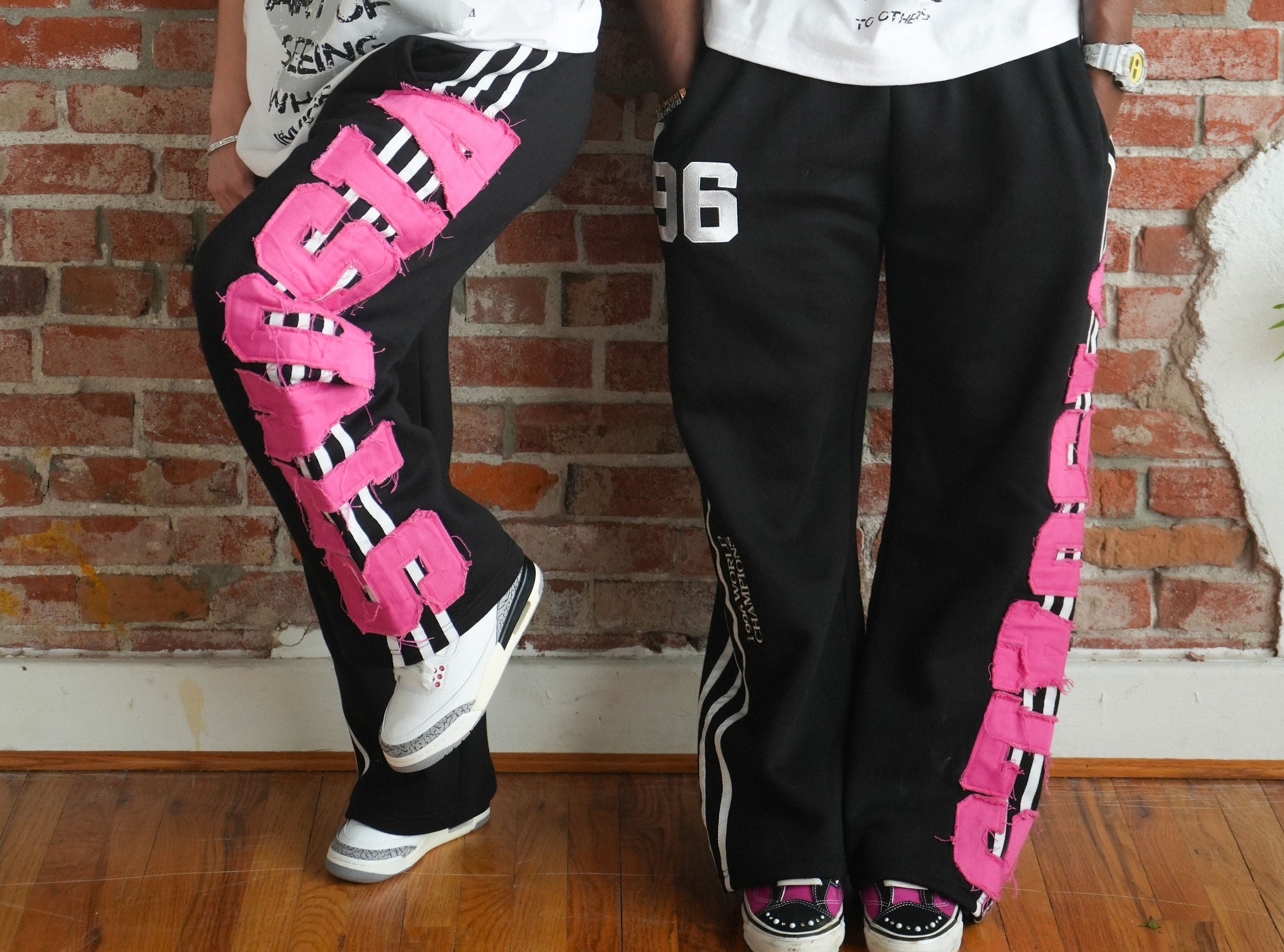 Visuals Champions Sweats